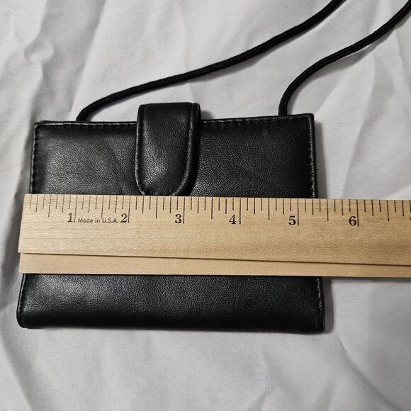 Lot Of 3 Womens Wallets Multi-Color Different Designers - Picture 3 of 16